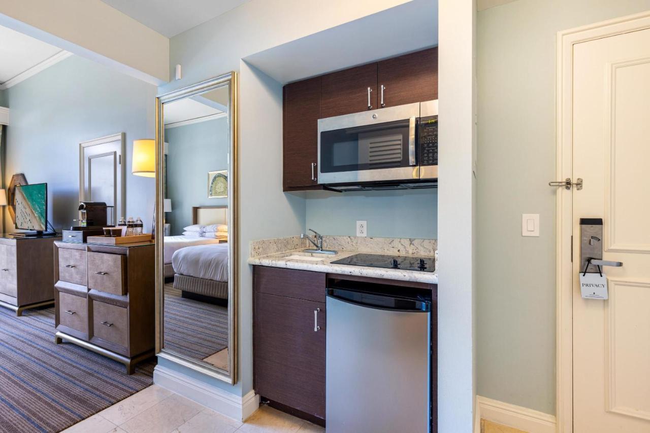 Lovely Deluxe Unit Located At Ritz Carlton - Key Biscayne! マイアミ エクステリア 写真